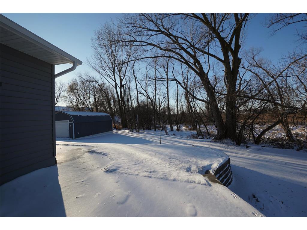 204 Pine Street SW New London MN 56273 6822780 image31