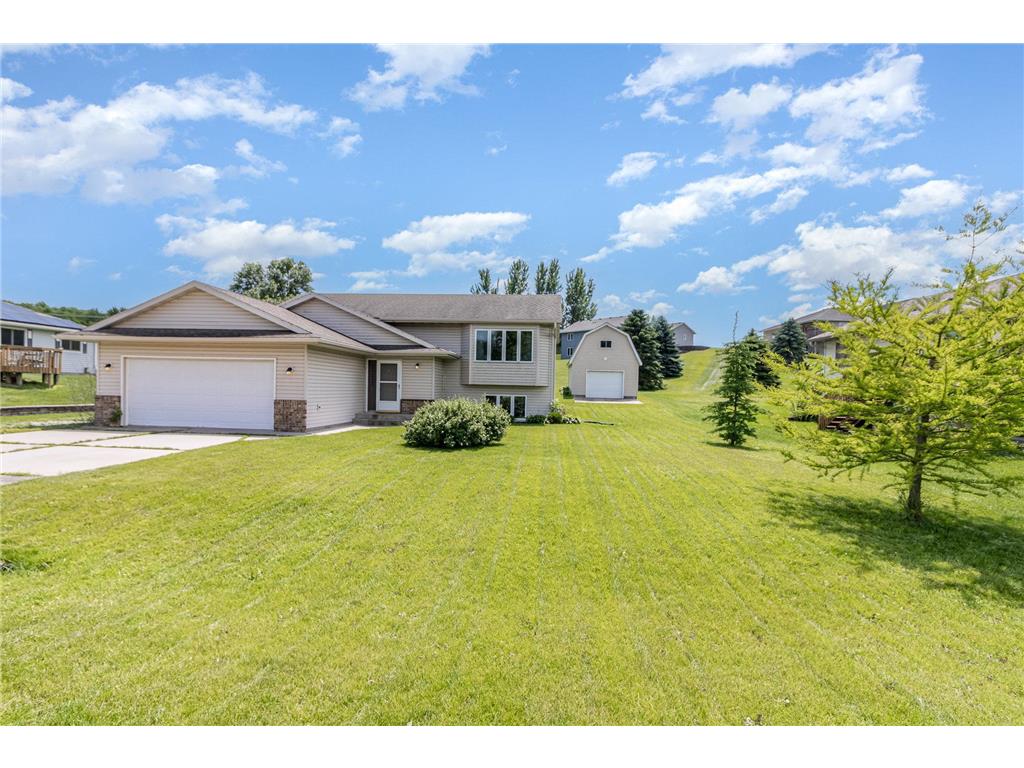 204 Sidney Street E Morristown MN 55052 6737296 image1