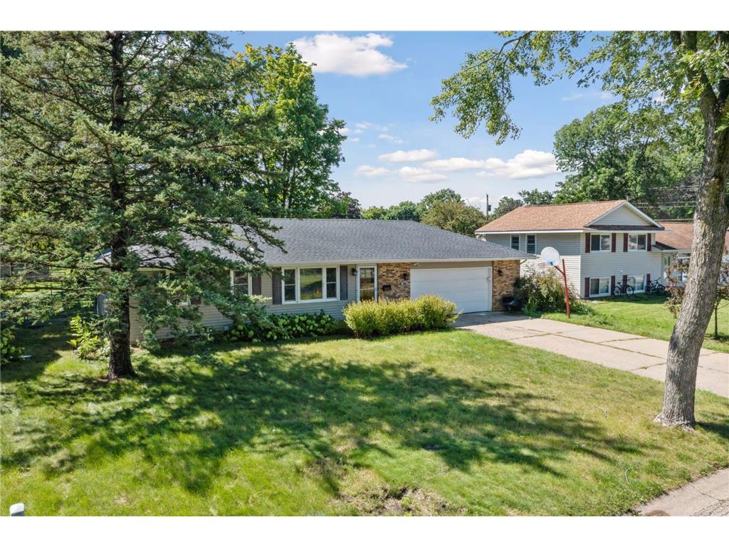 204 Strese Lane Apple Valley MN 55124 6587877 image1