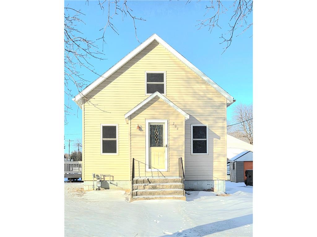 204 W 5th Avenue Lakefield MN 56150 7017256 image1