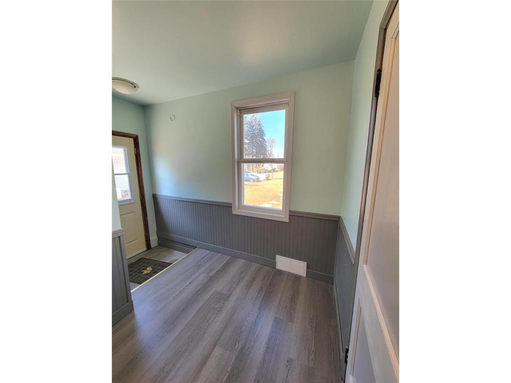 204 W 5th Avenue Lakefield MN 56150 7017256 image16