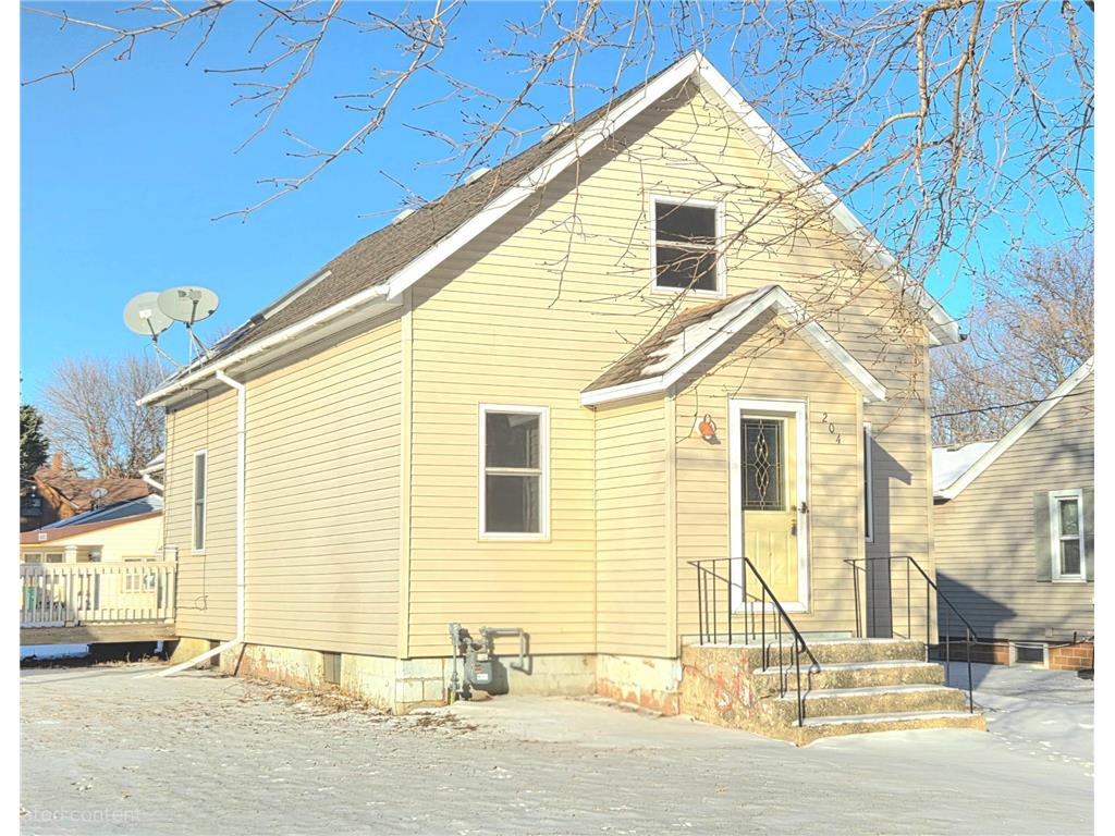 204 W 5th Avenue Lakefield MN 56150 7017256 image2