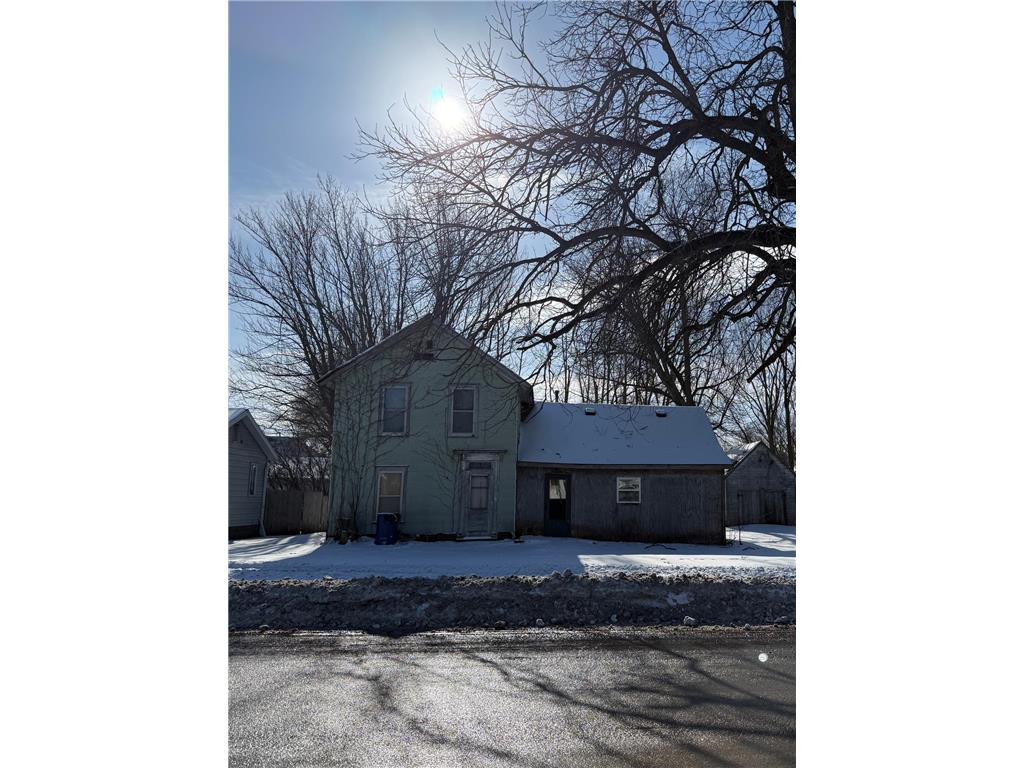 204 W Franklin Street Morristown MN 55052 7015645 image1