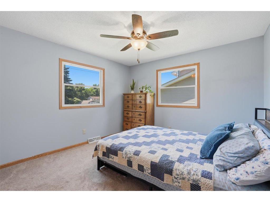 204 W Pine Street Roberts WI 54023 7106574 image10