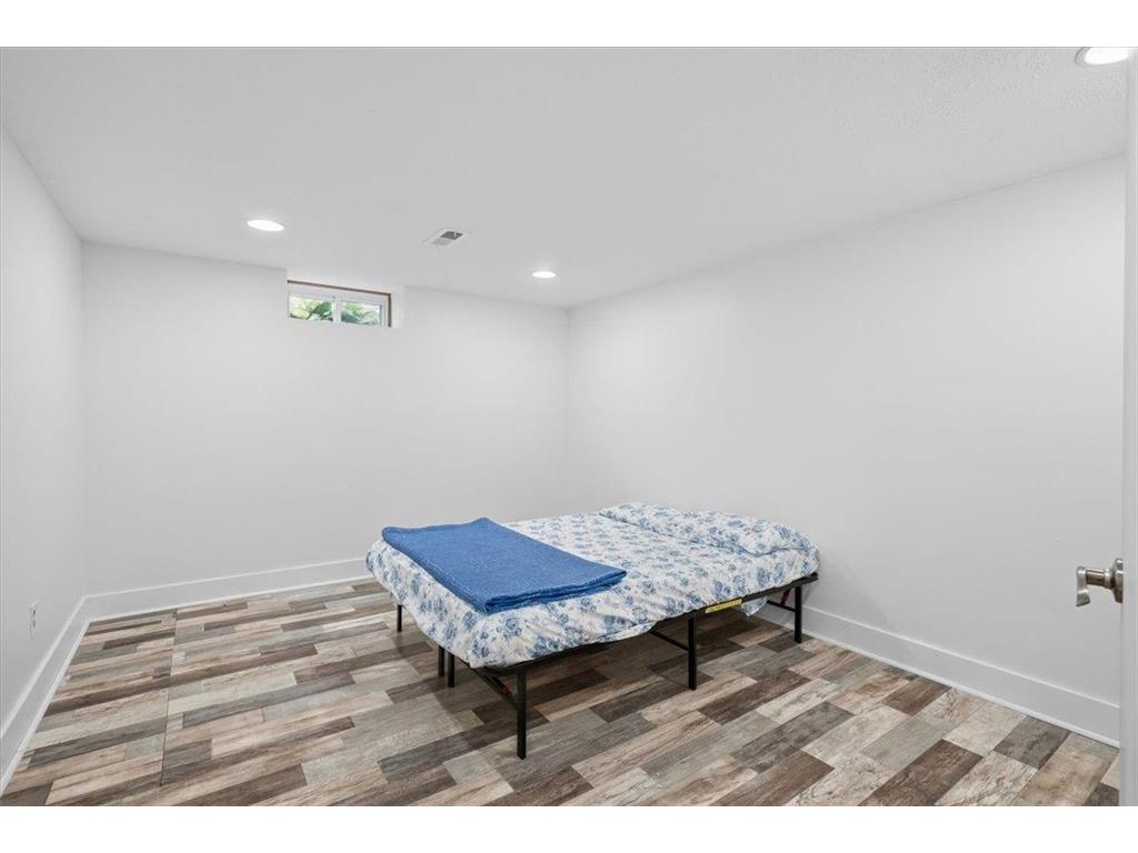 204 W Pine Street Roberts WI 54023 7106574 image16