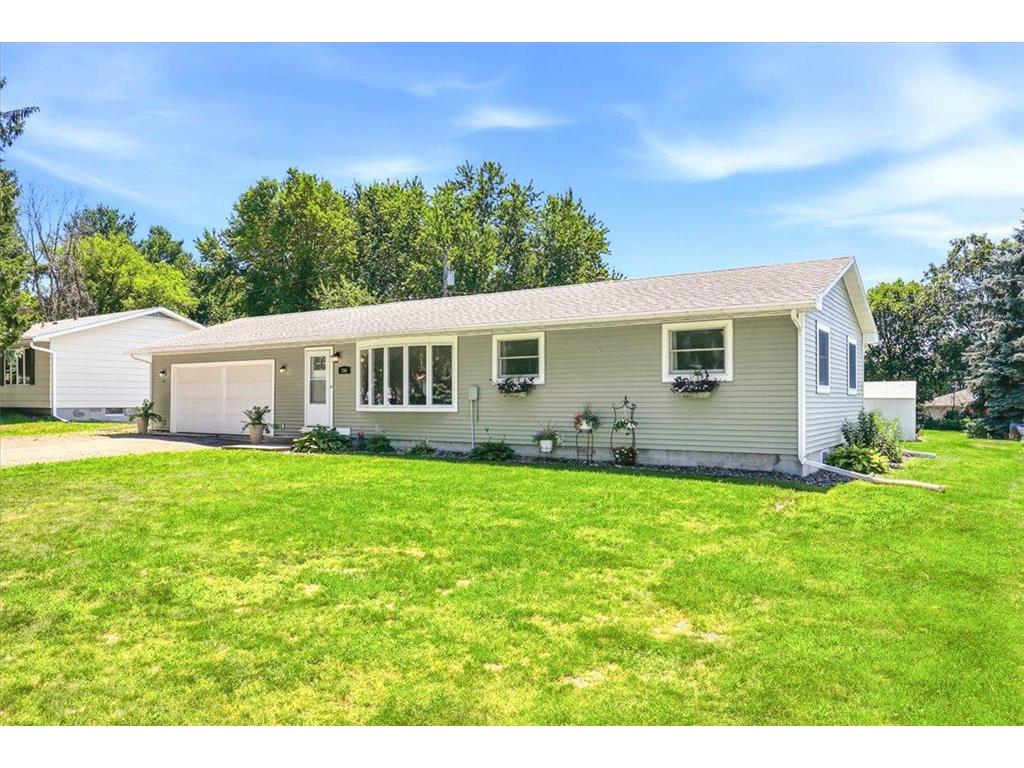 204 W Pine Street Roberts WI 54023 7106574 image2