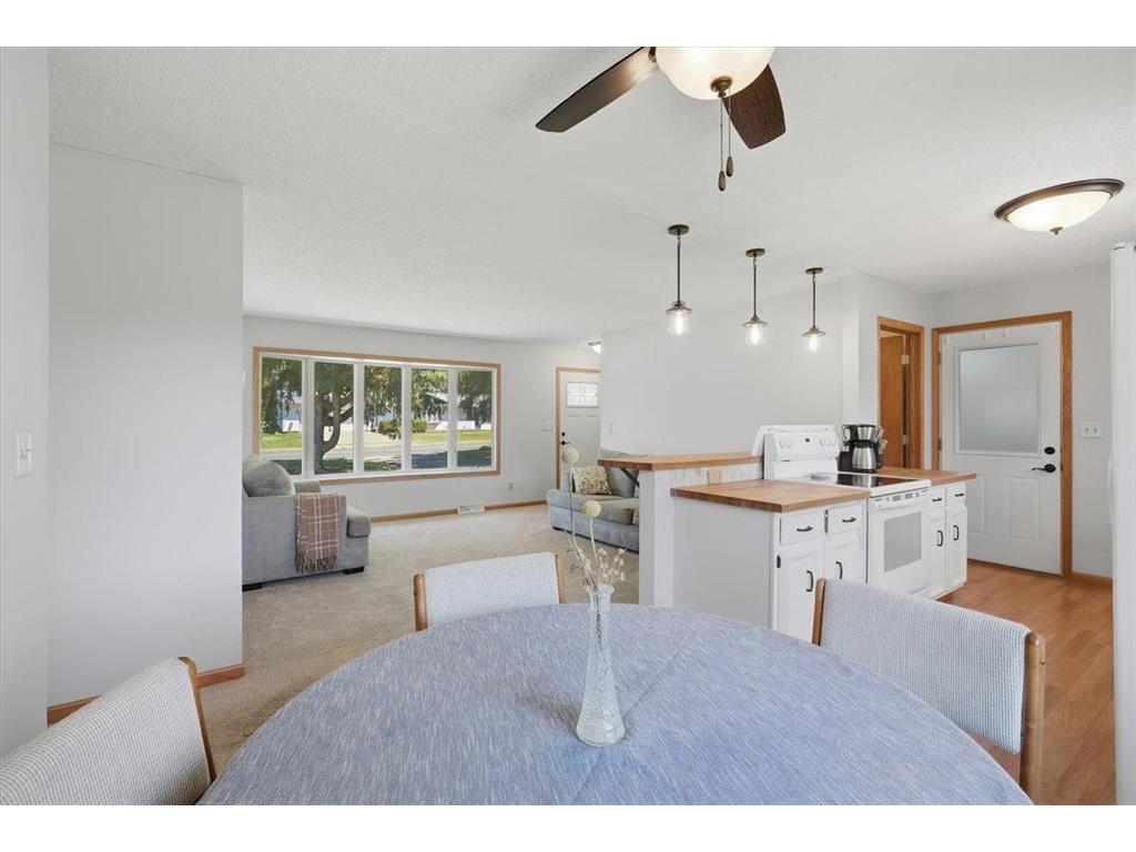 204 W Pine Street Roberts WI 54023 7106574 image9