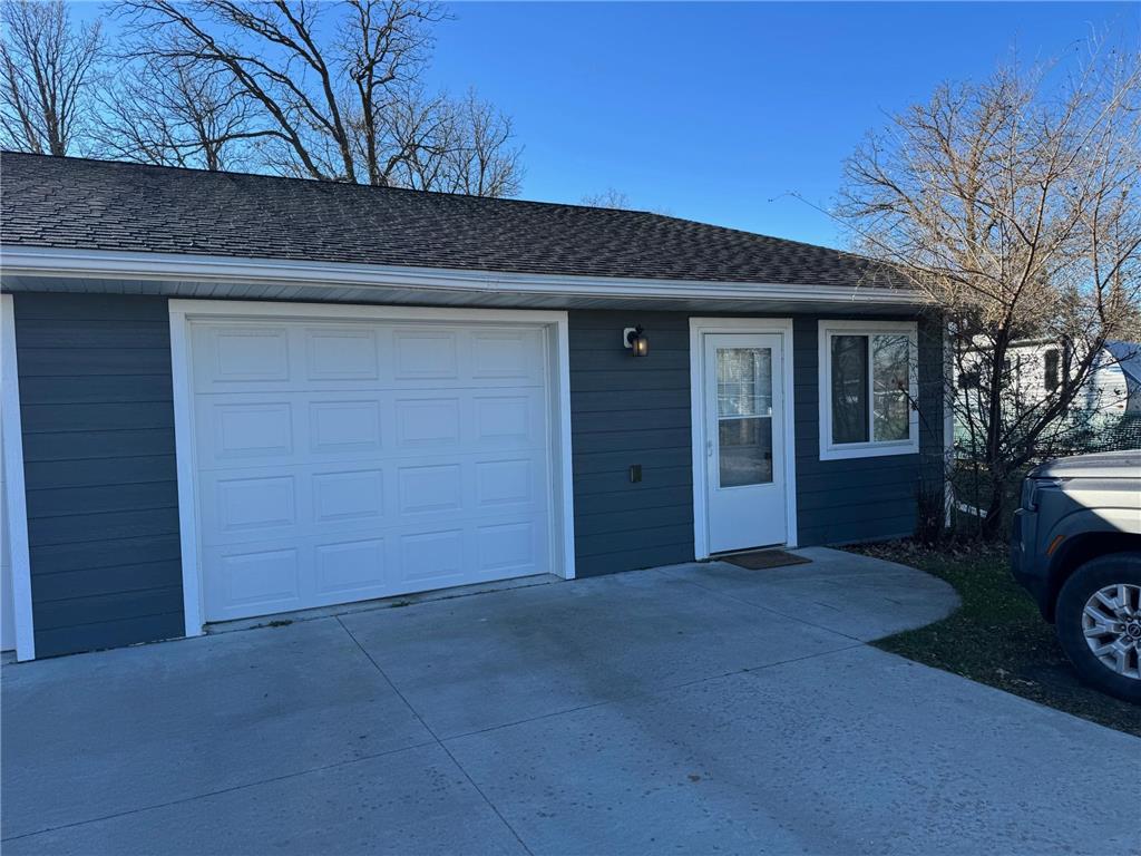 204 W Poplar Avenue #Unit B Badger MN 56714 6817247 image1
