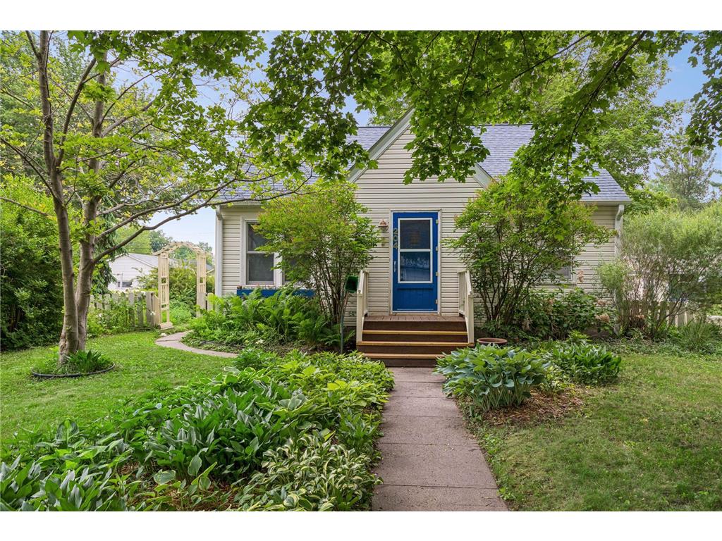 204 Westminster Avenue SW Watertown MN 55388 7081169 image1