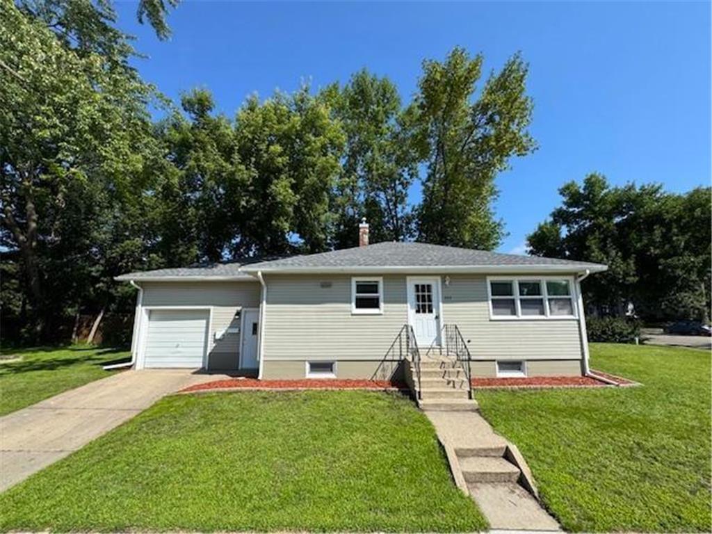 204 Willow Street W Detroit Lakes MN 56501 6771275 image1