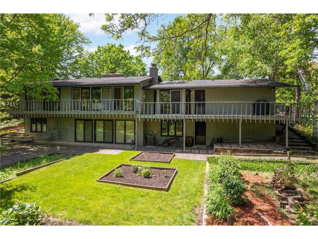 2040 Adair Avenue N Golden Valley MN 55422 - Bassett Creek 6709892 image1