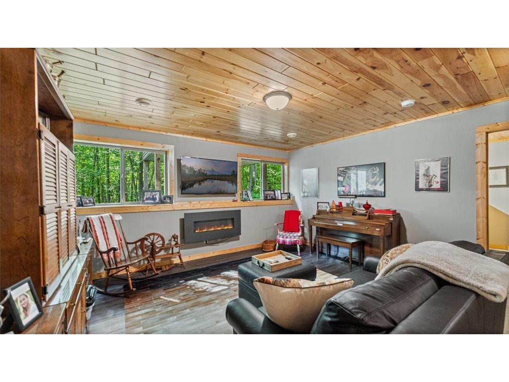 2040 Fairview Beach Road NE Alexandria MN 56308 6754090 image30