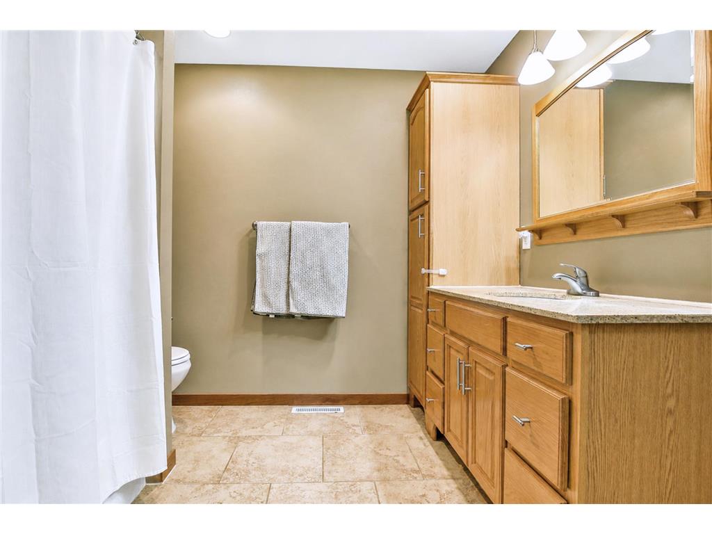 2040 Greenwood Drive Owatonna MN 55060 7084700 image12