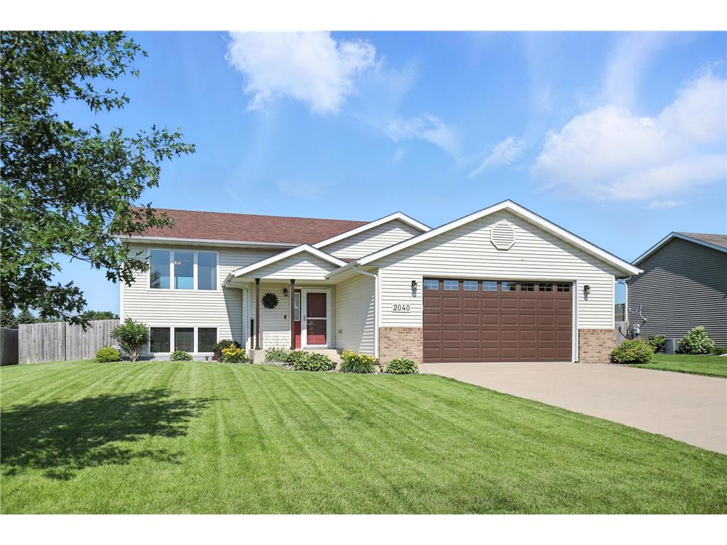 2040 Harbour Oak Drive SE Owatonna MN 55060 6748189 image1