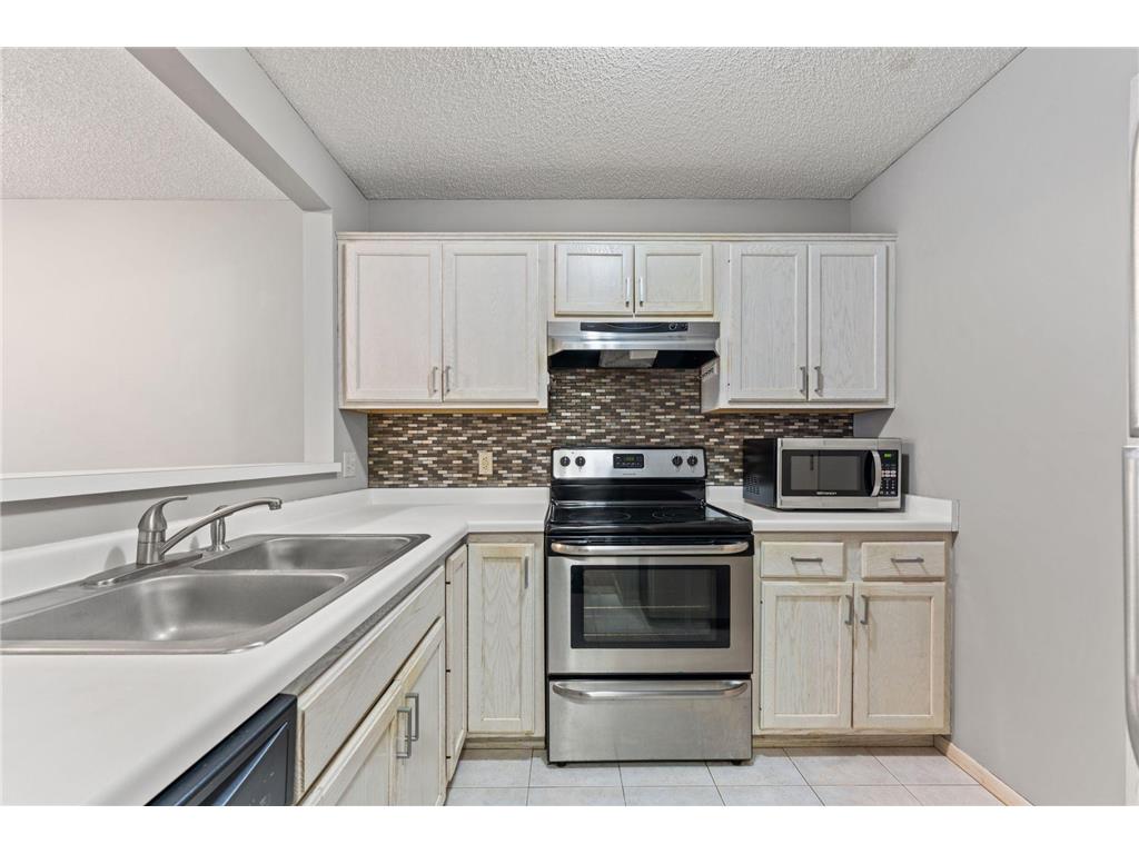 2040 Shenandoah Court #B Plymouth MN 55447 7011841 image6