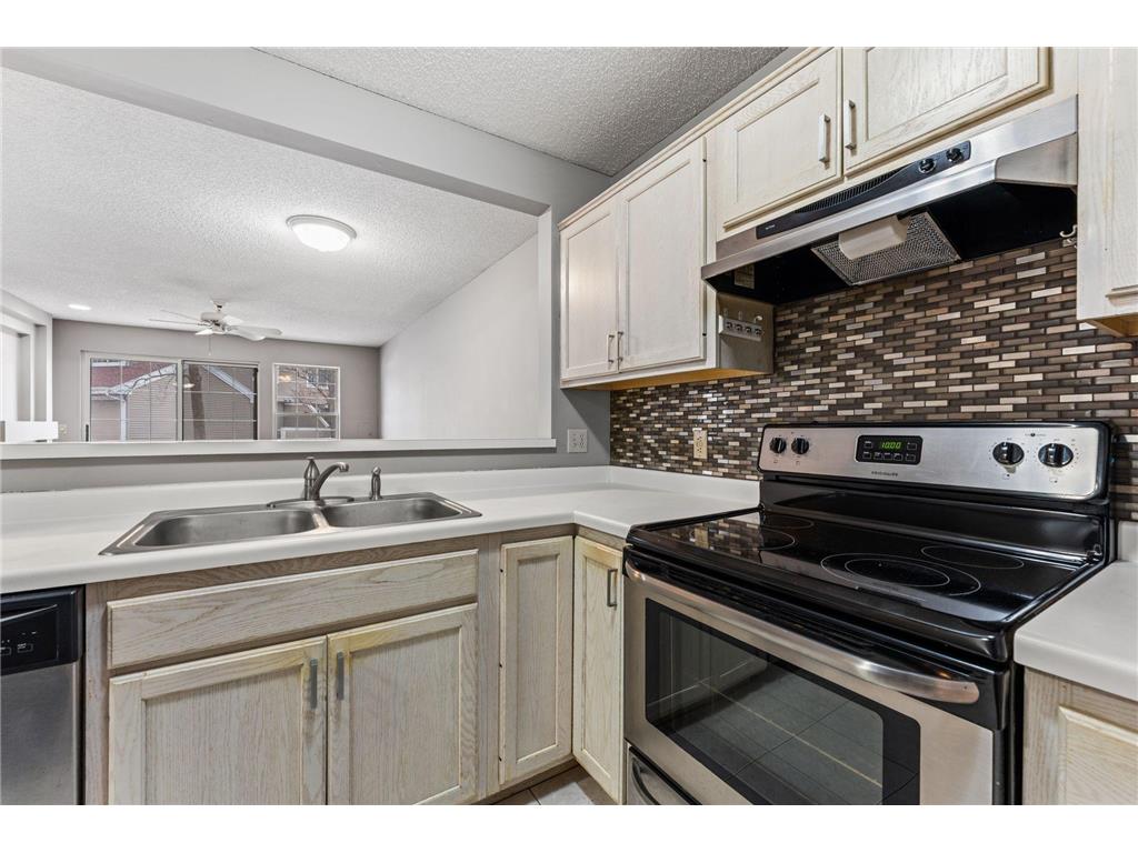 2040 Shenandoah Court #B Plymouth MN 55447 7011841 image9