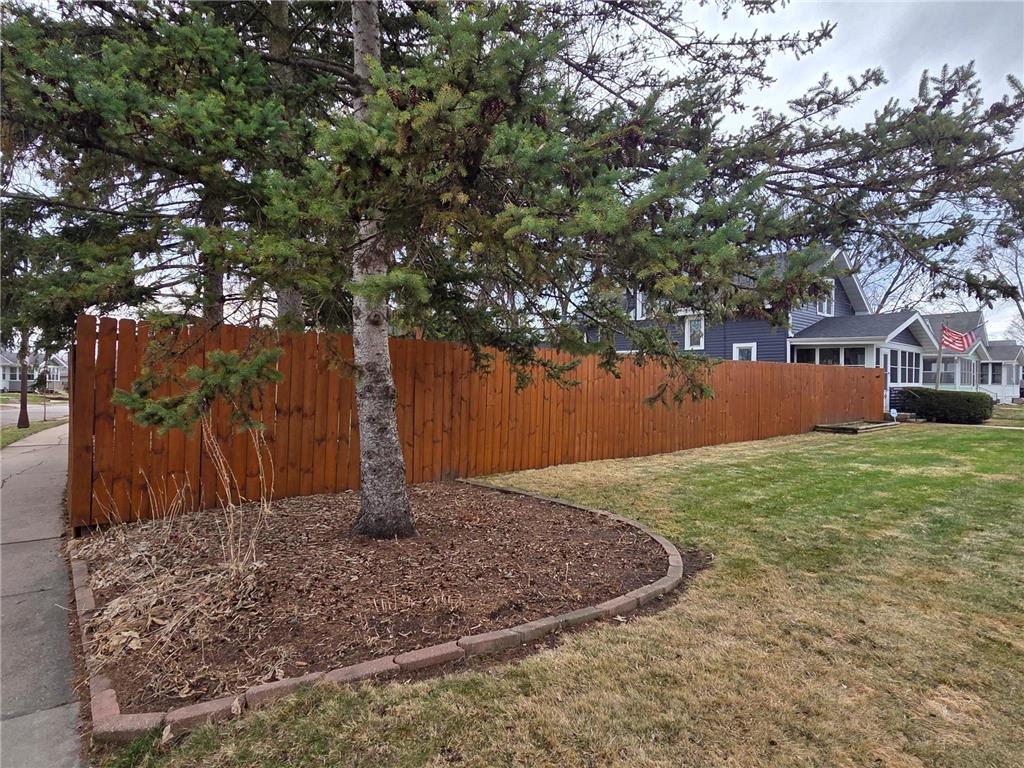 2040 Stillwater Avenue E Saint Paul MN 55119 7053745 image20