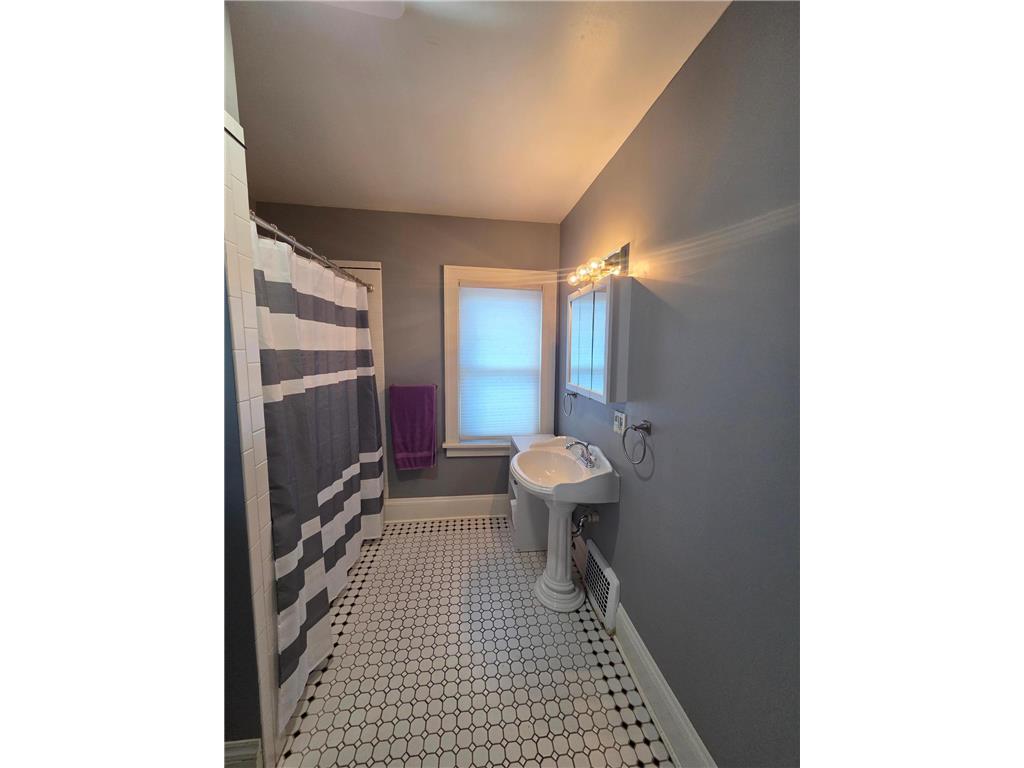 2040 Stillwater Avenue E Saint Paul MN 55119 7053745 image25