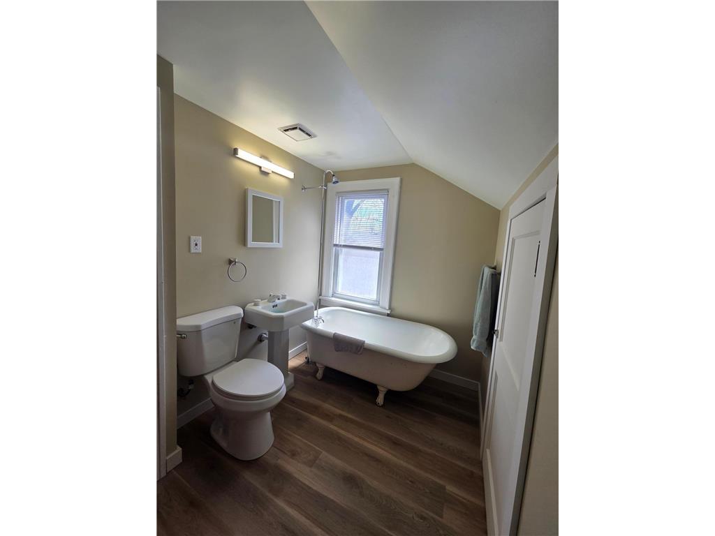 2040 Stillwater Avenue E Saint Paul MN 55119 7053745 image33