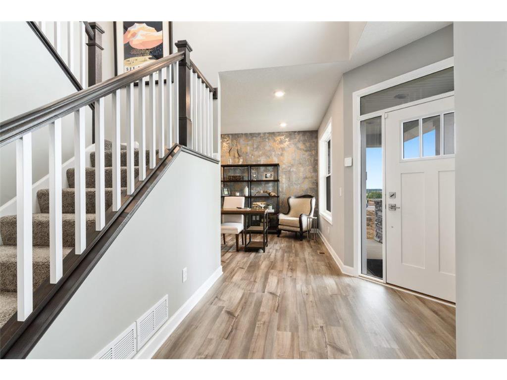 20400 Gateway Drive Lakeville MN 55044 6218392 image1