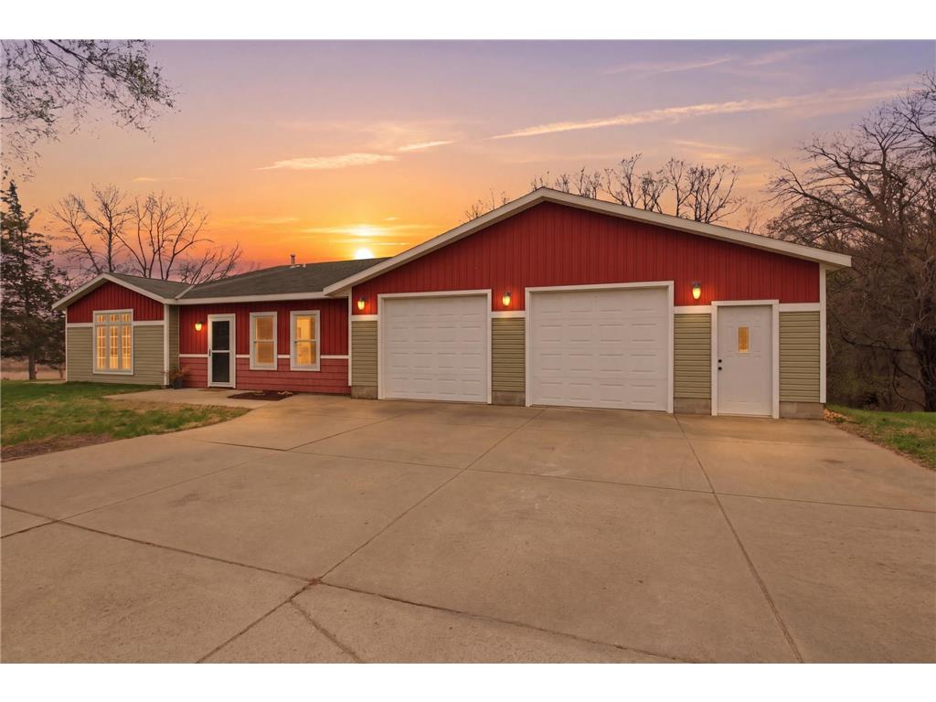 20401 121st Street NE New London MN 56273 - Long Lake 7060429 image1