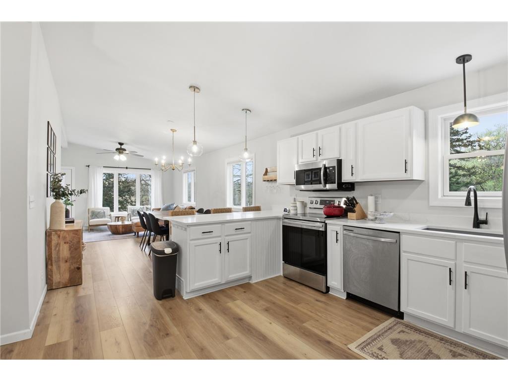 20401 121st Street NE New London MN 56273 - Long Lake 7060429 image4