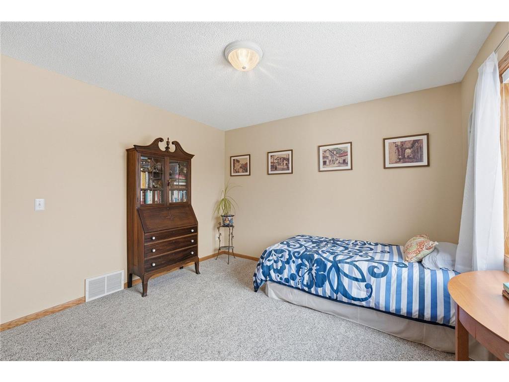  Lakeville MN 55044 7042057 image49