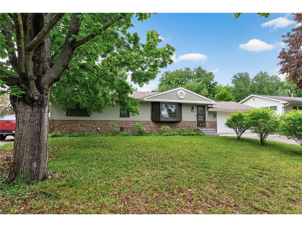 2041 Emerald Lane Eagan MN 55122 7072893 image31
