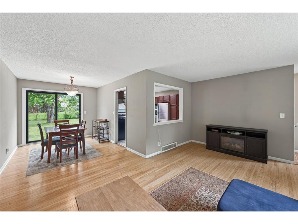 2041 Emerald Lane Eagan MN 55122 7072893 image6