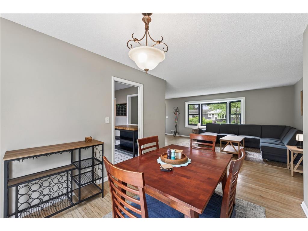 2041 Emerald Lane Eagan MN 55122 7072893 image8