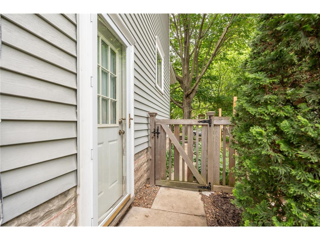 2041 Princeton Avenue Saint Paul MN 55105 7088849 image21