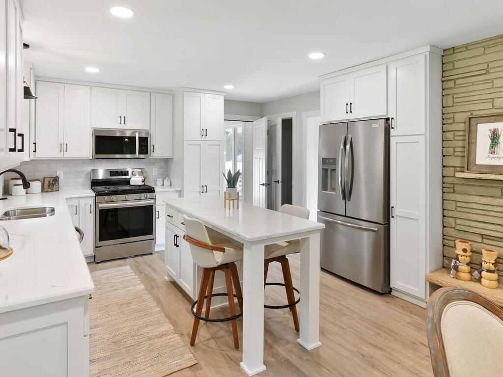 20410 Viking Boulevard NE Linwood Twp MN 55092 - Rice Lake 6741635 image1