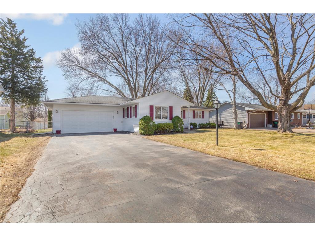 2042 Bluestone Lane Eagan MN 55122 7051918 image1