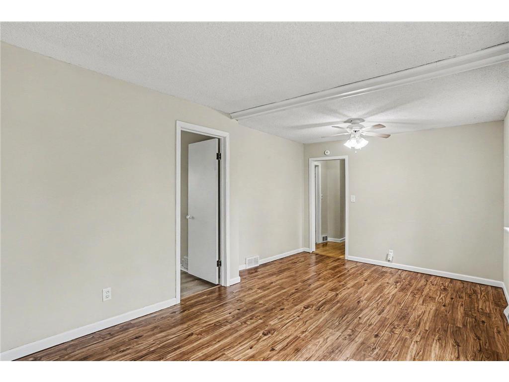 2042 Cottage Avenue E Saint Paul MN 55119 7067507 image11