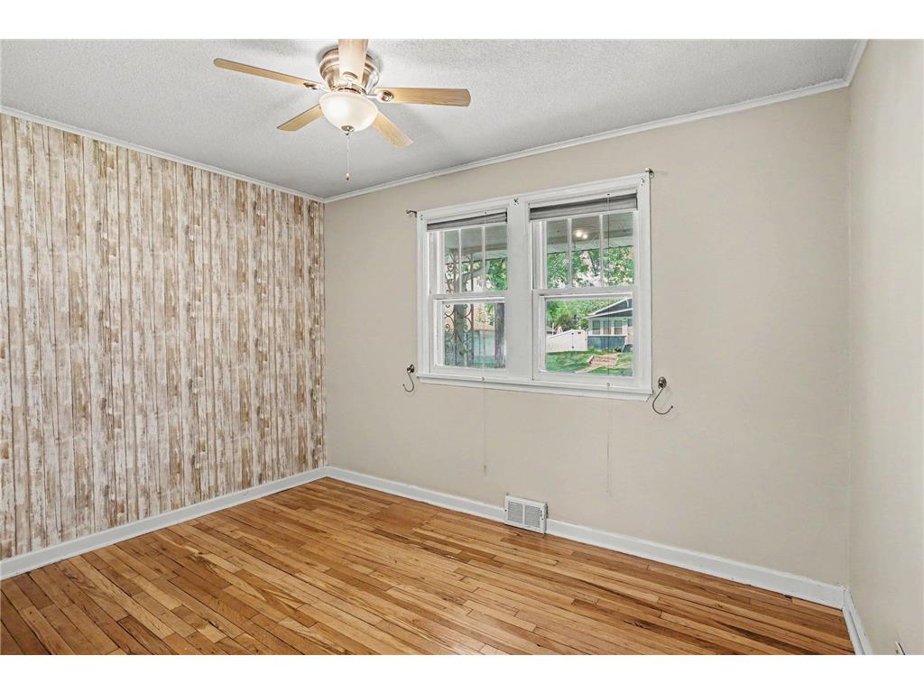 2042 Cottage Avenue E Saint Paul MN 55119 7067507 image13
