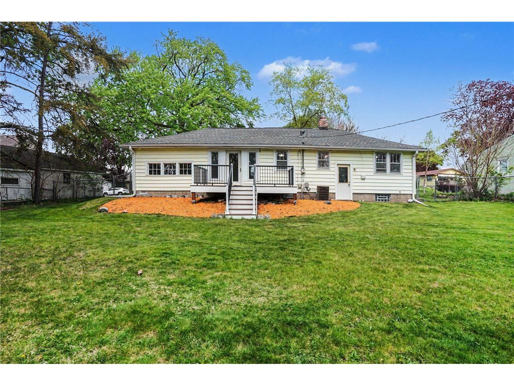 2042 Cottage Avenue E Saint Paul MN 55119 7067507 image28