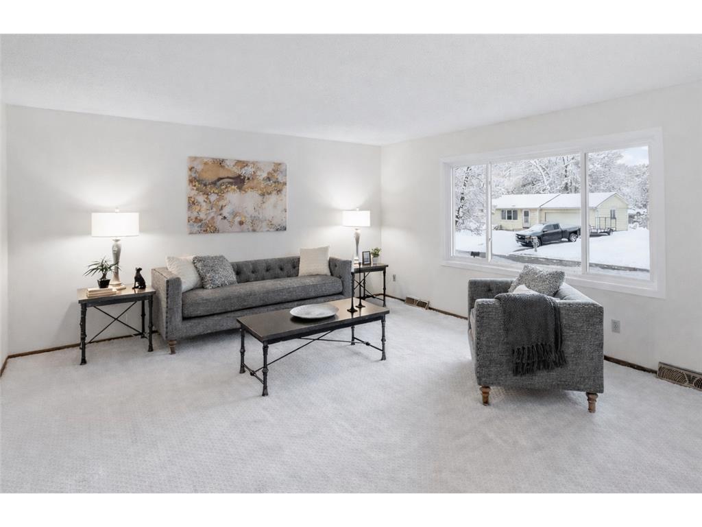 20420 Hughes Avenue W Lakeville MN 55044 7008850 image2