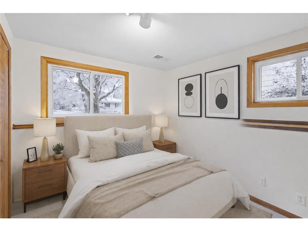 20420 Hughes Avenue W Lakeville MN 55044 7008850 image9