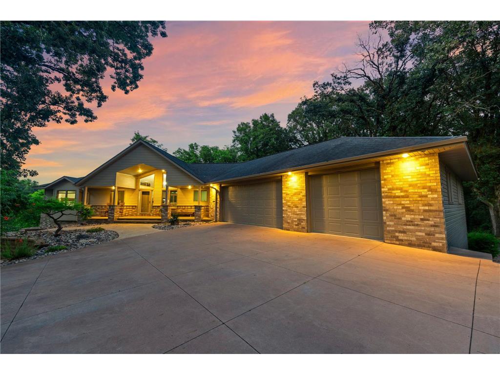 2043 Eaglewood Drive Shakopee MN 55379 6775411 image1