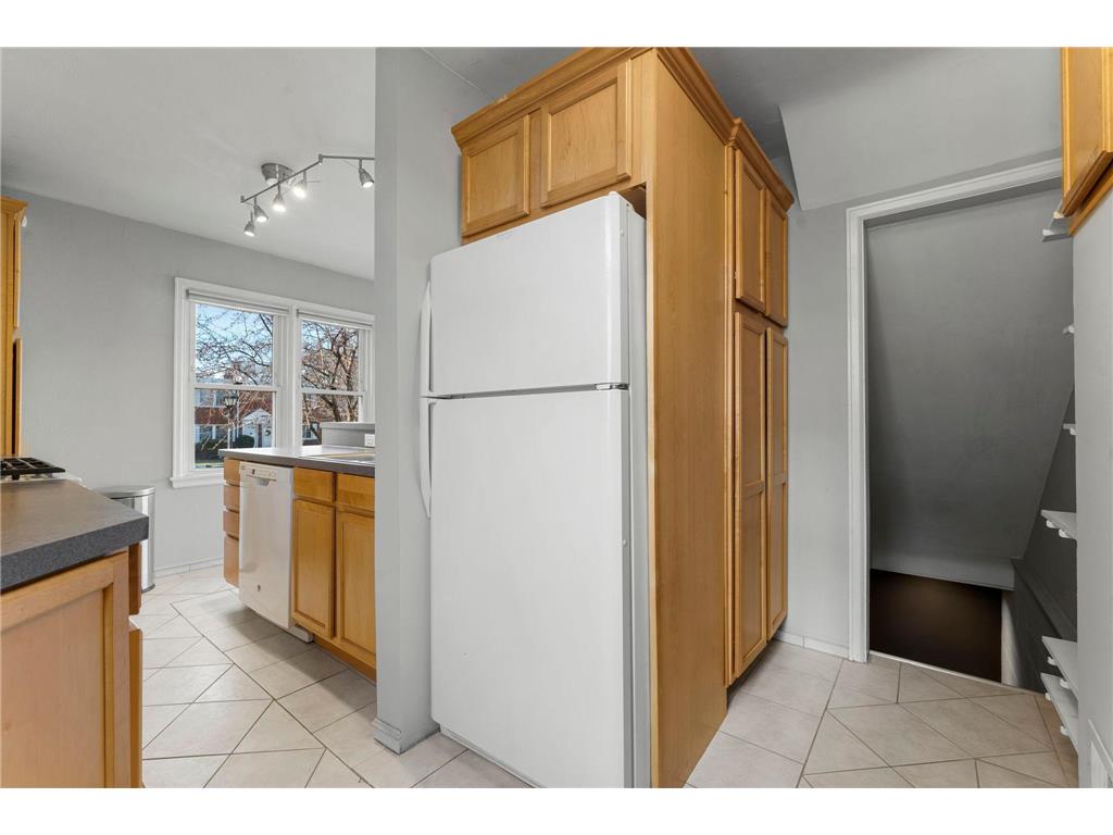 2043 Montreal Avenue Saint Paul MN 55116 7051872 image15