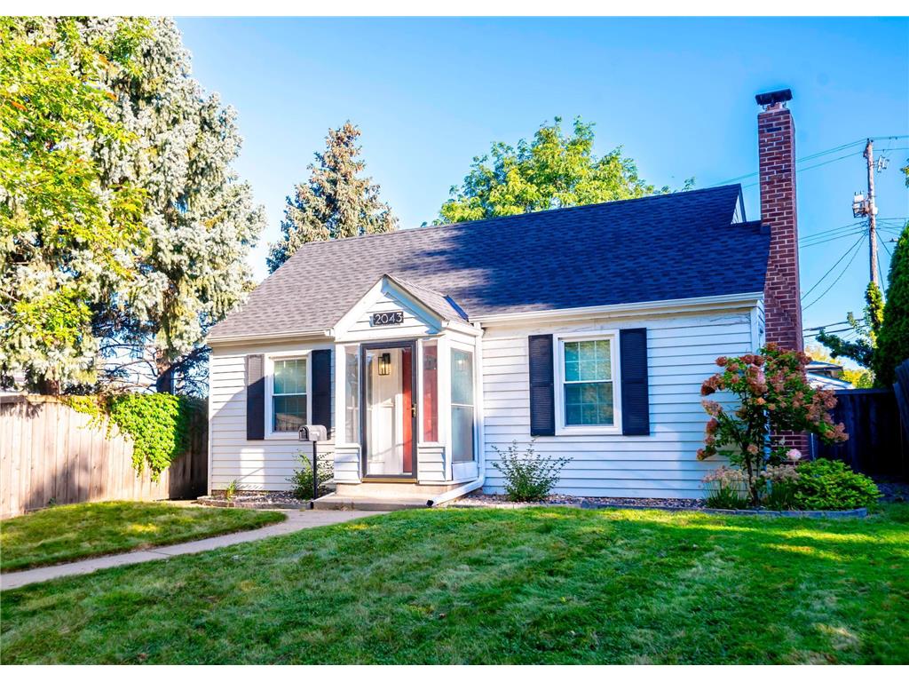 2043 Pinehurst Avenue Saint Paul MN 55116 6605977 image1