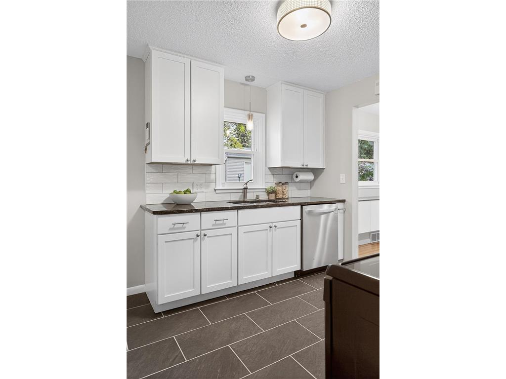 2043 Ramlow Place Saint Paul MN 55116 7062551 image10
