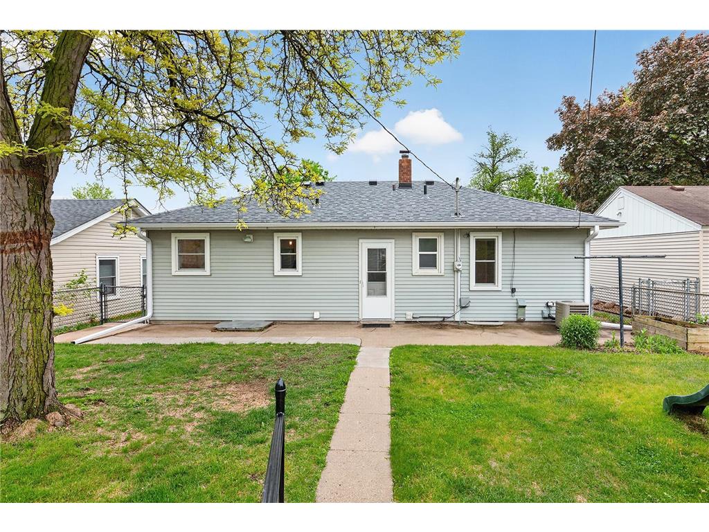 2043 Ramlow Place Saint Paul MN 55116 7062551 image25
