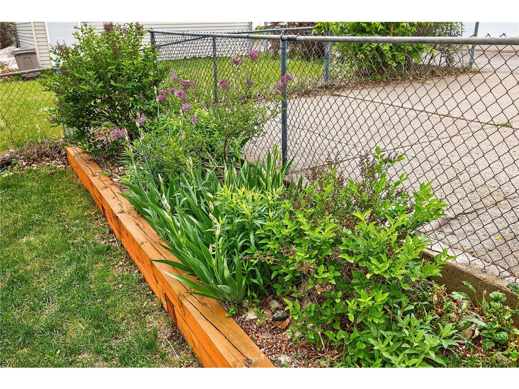 2043 Ramlow Place Saint Paul MN 55116 7062551 image26