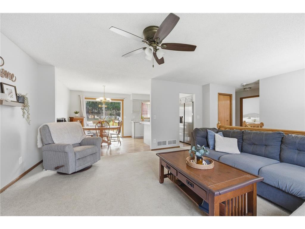 2044 Burke Avenue E North Saint Paul MN 55109 7051295 image17