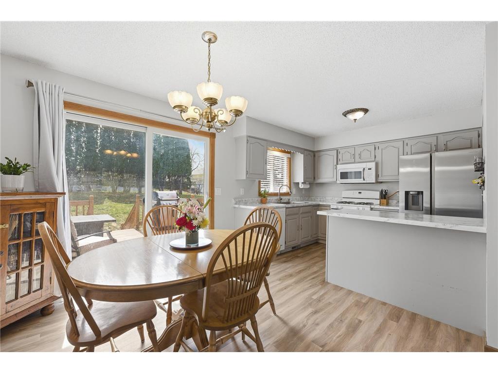 2044 Burke Avenue E North Saint Paul MN 55109 7051295 image20