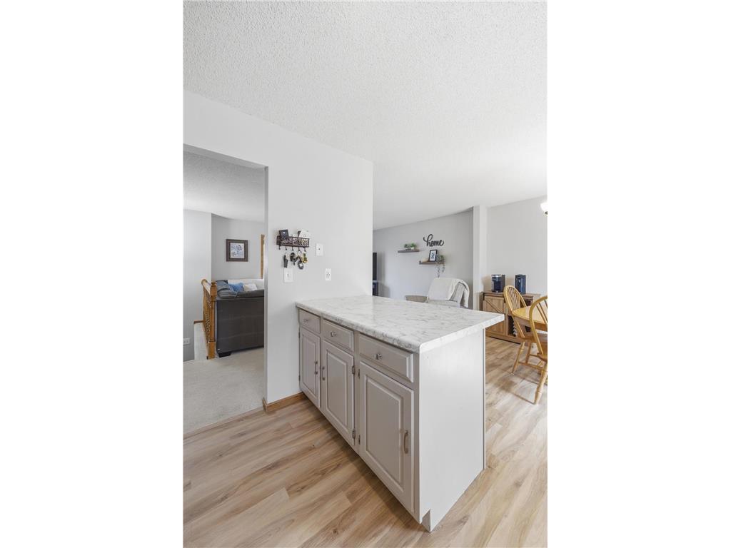2044 Burke Avenue E North Saint Paul MN 55109 7051295 image26