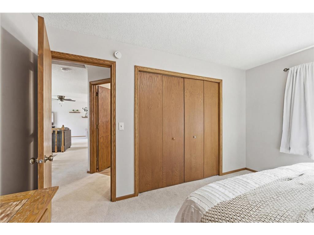 2044 Burke Avenue E North Saint Paul MN 55109 7051295 image28