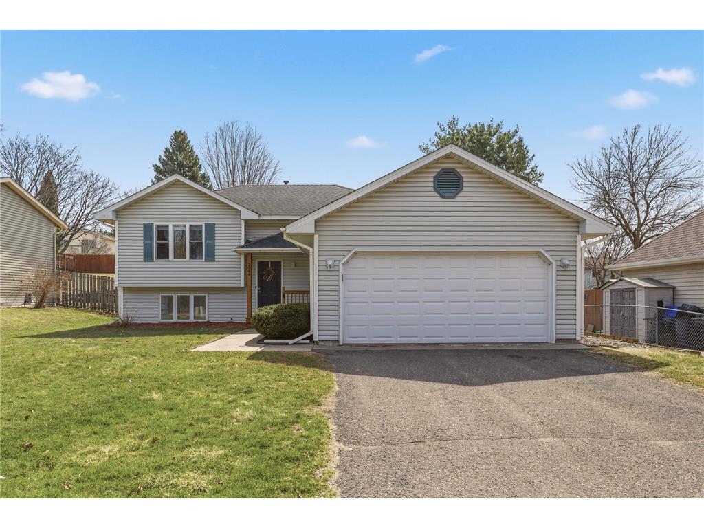 2044 Burke Avenue E North Saint Paul MN 55109 7051295 image3