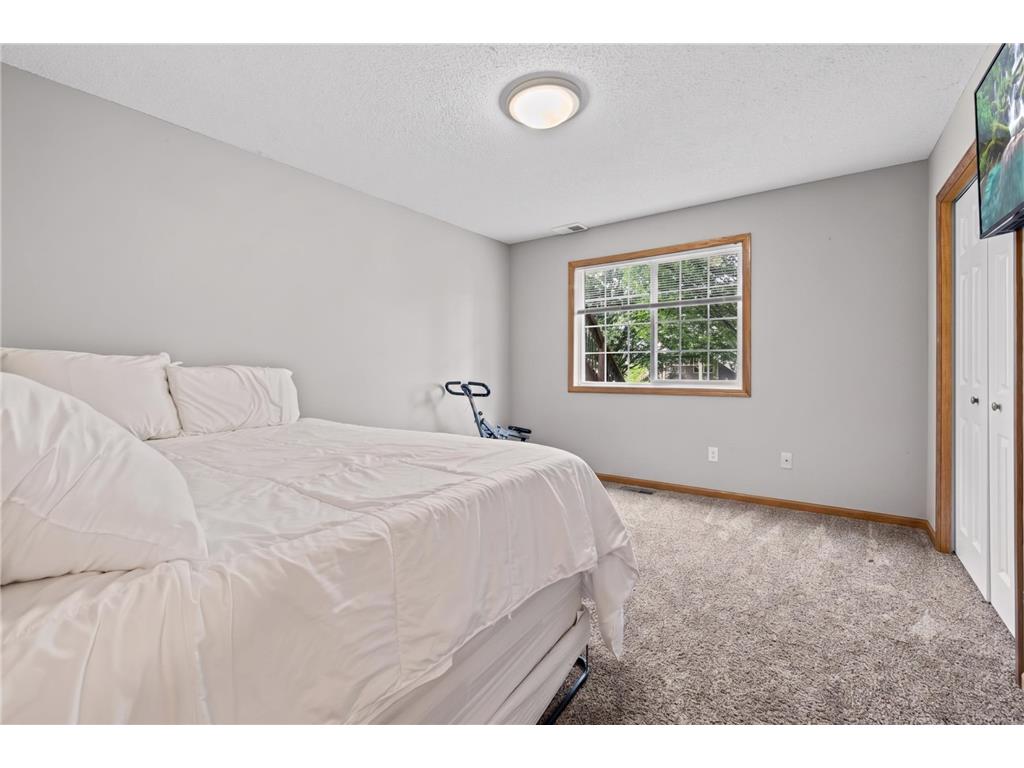 2044 Pheasant Run Street Shakopee MN 55379 7086750 image13